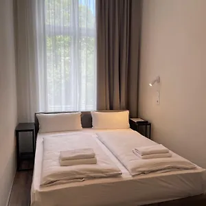 Pensjonat Blue - Minimalist Boutique, Berlin