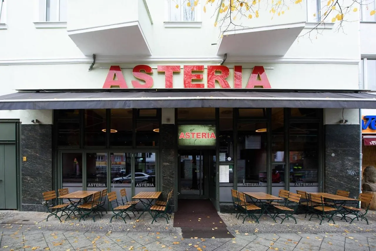 Hotelroom In Berlin N6 Prenzlauer Berg ゲストハウス